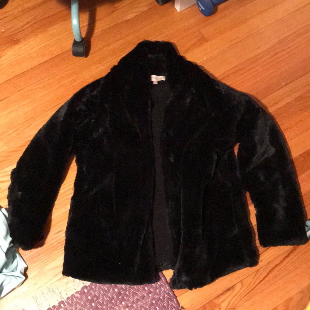 SUPER COMFY Faux Fur Coat